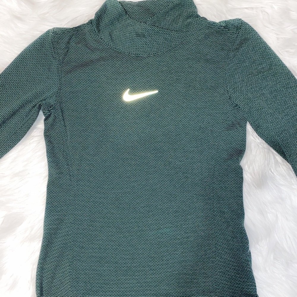 nike dri fit long sleeve